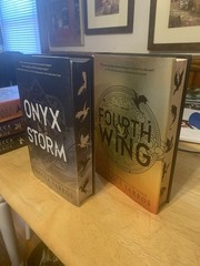 Fourth Wing & Onyx Storm Sprayed Edges Rebecca Yarros